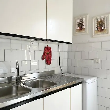 Wine Black Fronte Mare Iun R2882 Apartment Cala Gonone