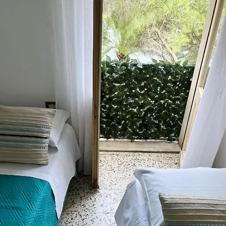 Wine Black Fronte Mare Iun R2882 Cala Gonone