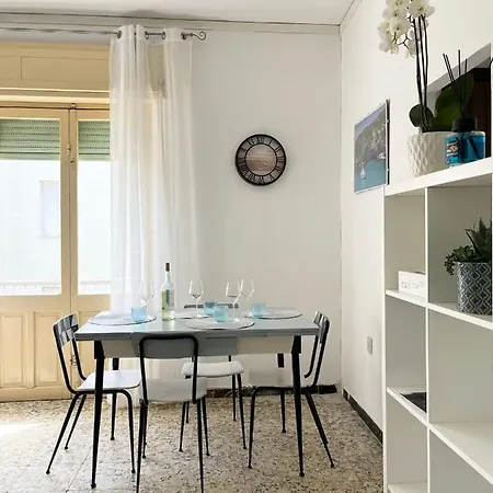 Apartment Wine Black Fronte Mare Iun R2882 *