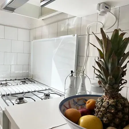 Wine Black Fronte Mare Iun R2882 Apartment